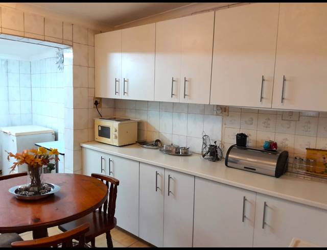 2 BEDROOM HOUSE FOR SALE IN AUSTERVILLE